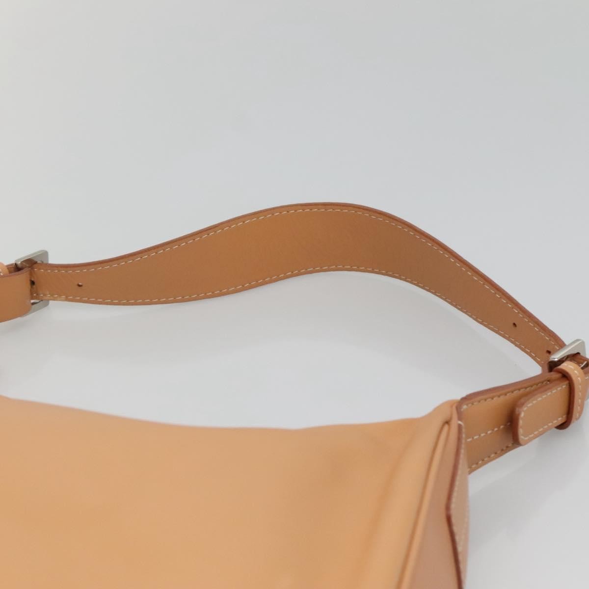 Burberry Shoulder Leather Beige Leather Shoulder Bag Bag (Pre-Owned)