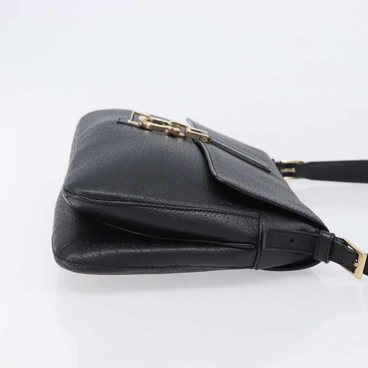 Salvatore Ferragamo Gancini Leather Black Leather Shoulder Bag Bag (Pre-Owned)