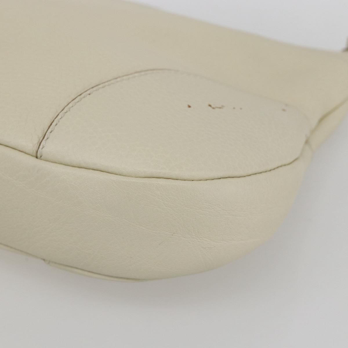 Salvatore Ferragamo Gancini Leather White Leather Shoulder Bag Bag (Pre-Owned)