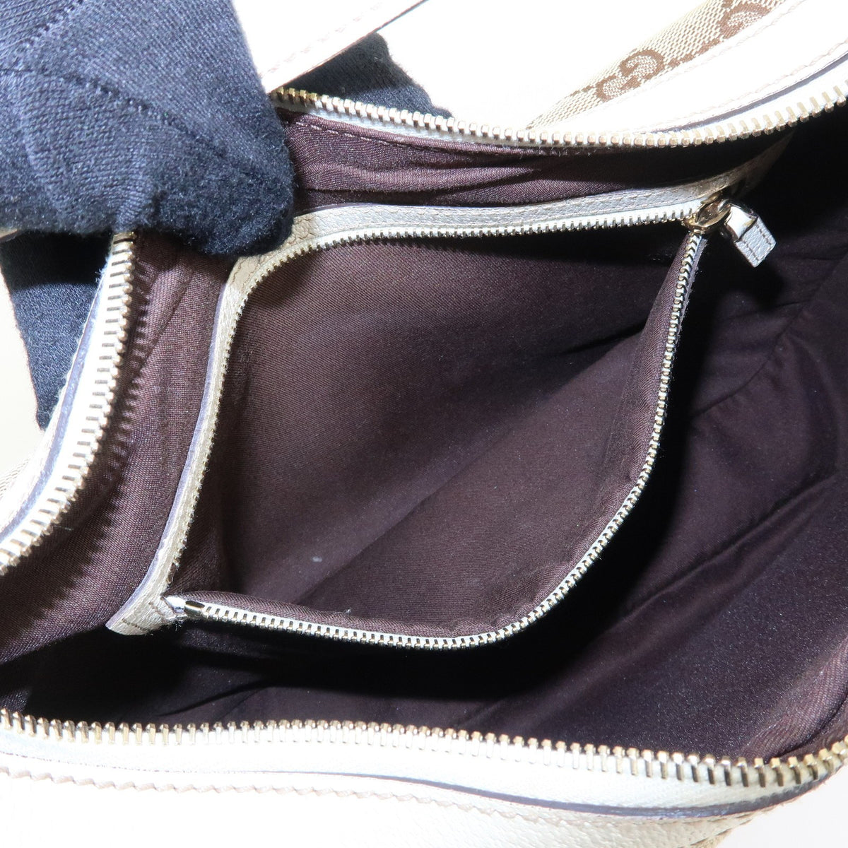 Gucci Shoulder Canvas Beige Canvas Shoulder Bag Bag (Pre-Owned)