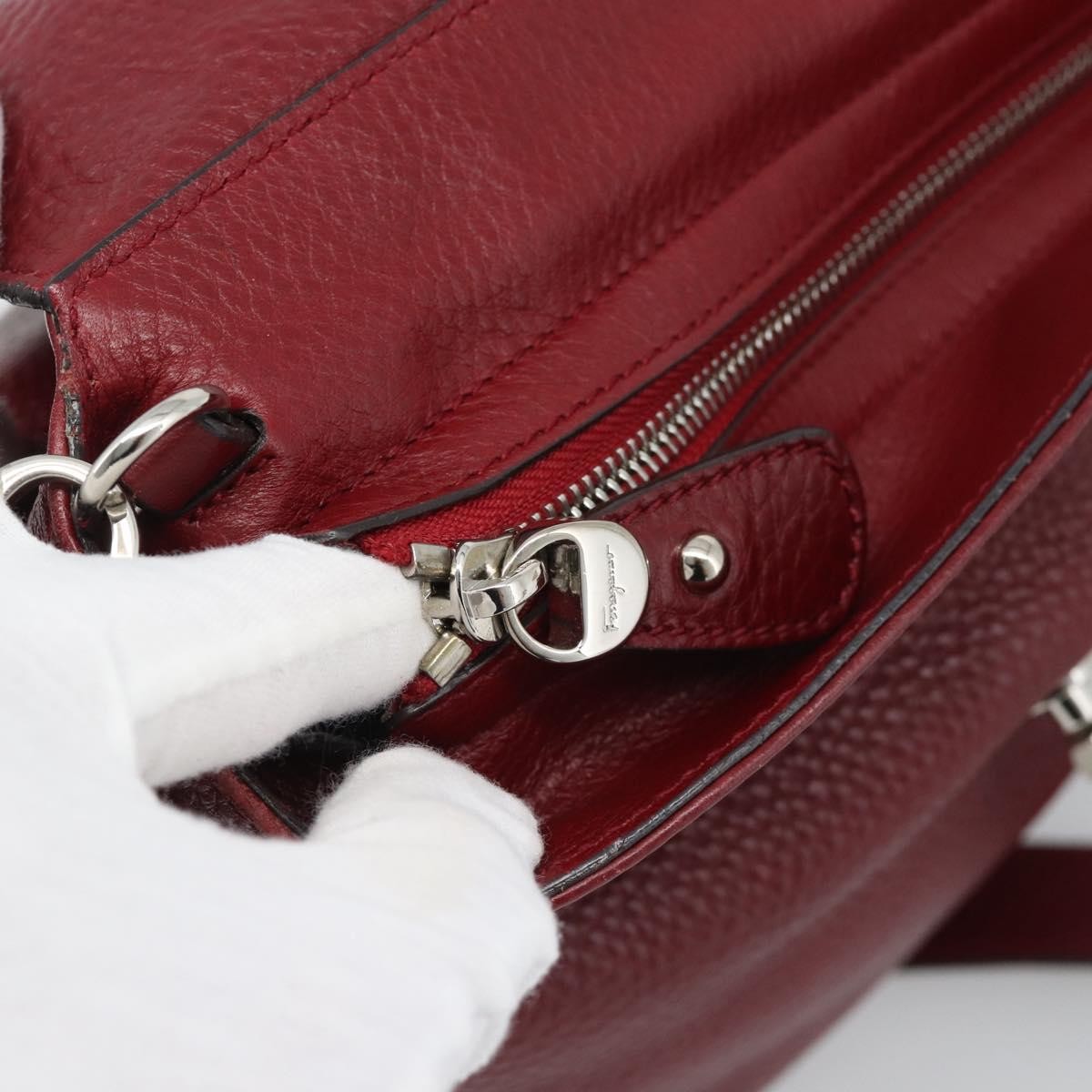 Salvatore Ferragamo Sofia Satchel Leather Red Leather Handbag (Pre-Owned)
