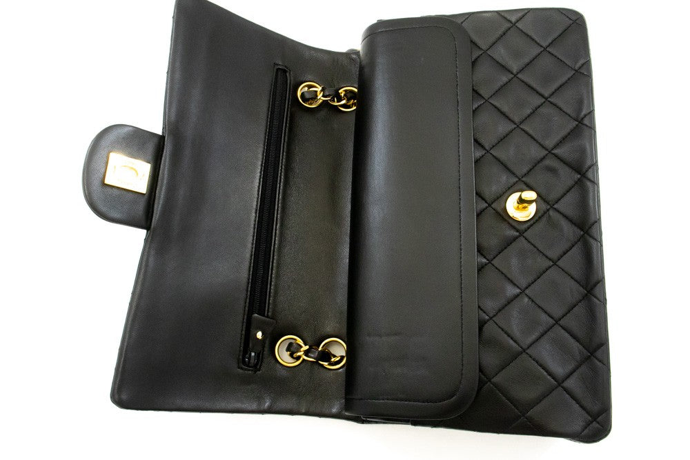 Chanel Classic Flap Lambskin Black Leather Crossbody Bag Bag (Pre-Owned)