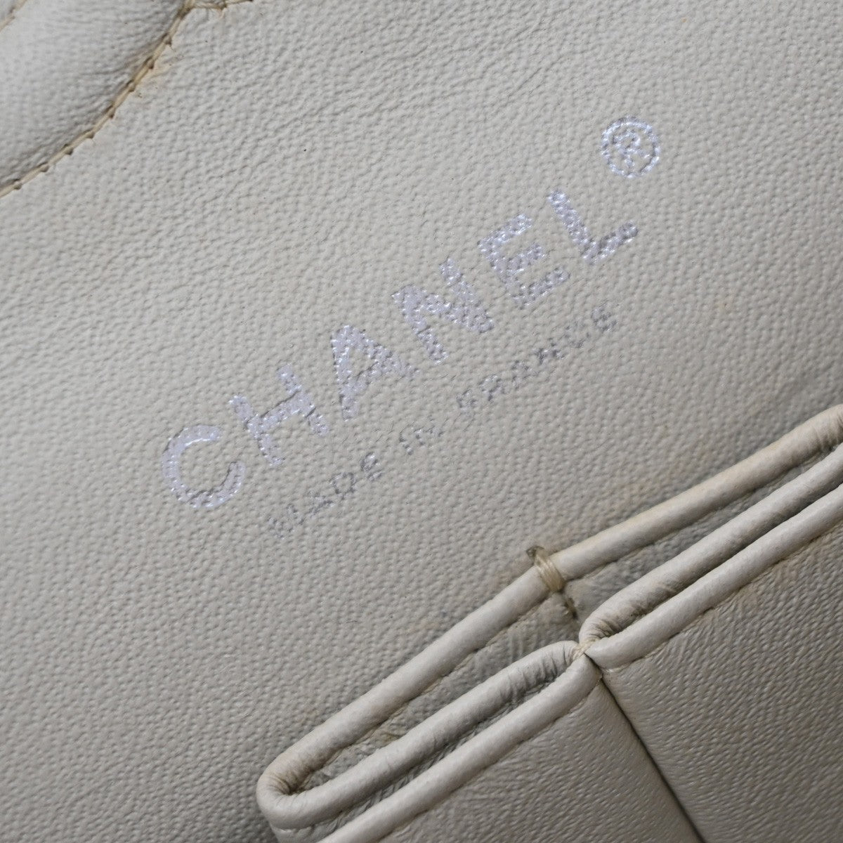Chanel Vintage Classic Double Flap Quilted Caviar White Leather Shoulder Bag Bag (Pre-Owned)