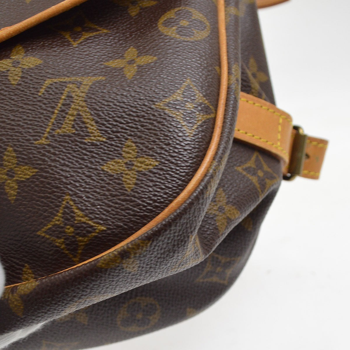 Louis Vuitton Saumur Monogram Canvas Brown Canvas Shoulder Bag Bag (Pre-Owned)