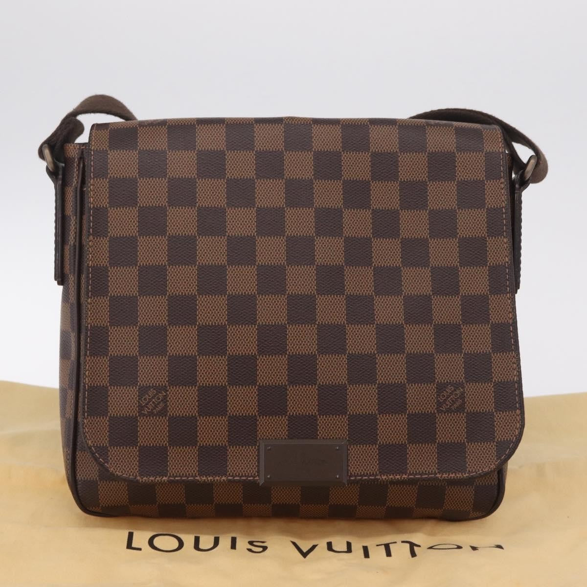Louis Vuitton District Messenger Damier Brown Canvas Handbag (Pre-Owned)