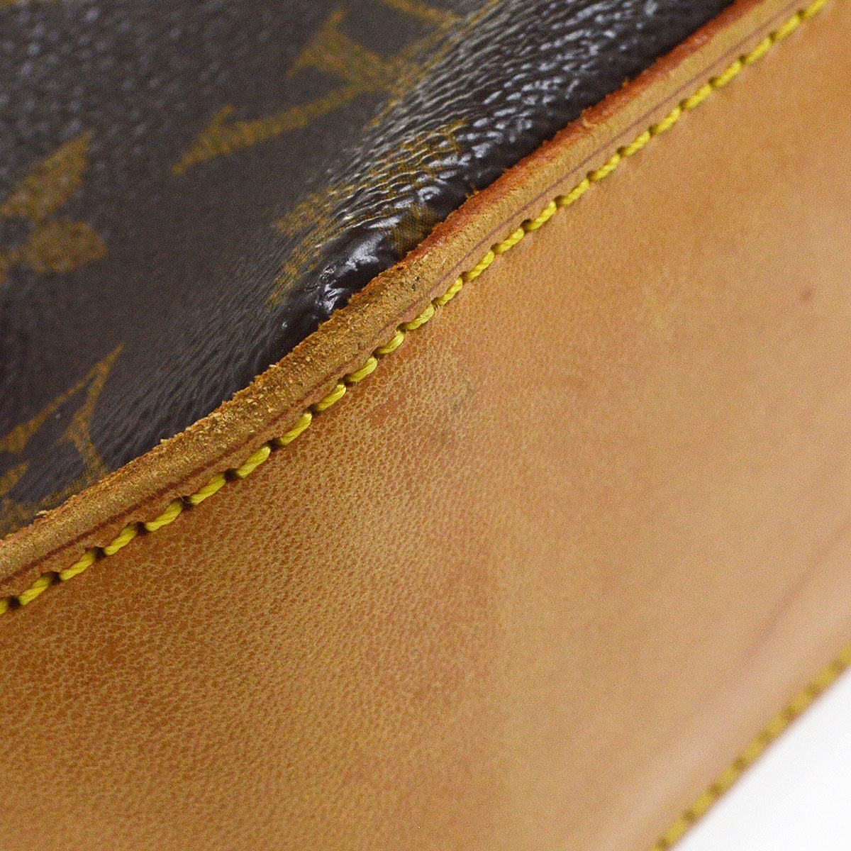 Louis Vuitton Trotteur Monogram Canvas Brown Canvas Shoulder Bag Bag (Pre-Owned)