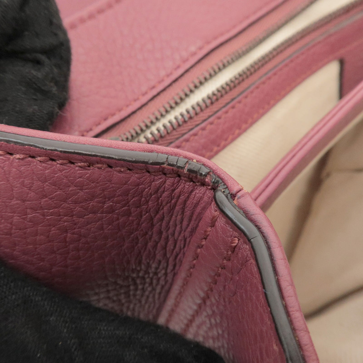 Gucci Gg Marmont Leather Pink Leather Shoulder Bag Bag (Pre-Owned)