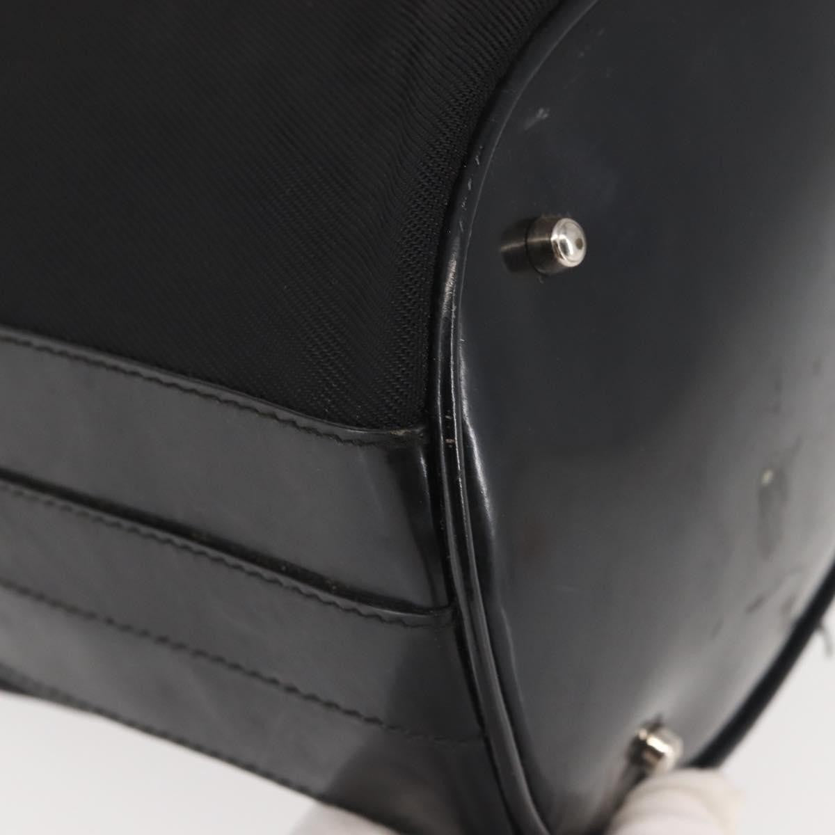 Gucci Vintage Bamboo Bucket Nylon And Leather Black Nylon Bag (Pre-Owned)