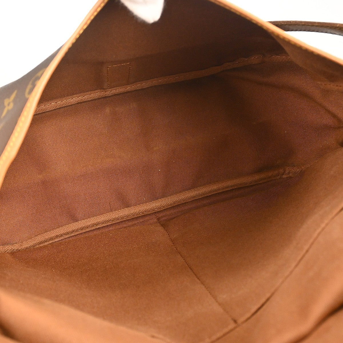 Louis Vuitton Saumur Monogram Canvas Brown Canvas Shoulder Bag Bag (Pre-Owned)