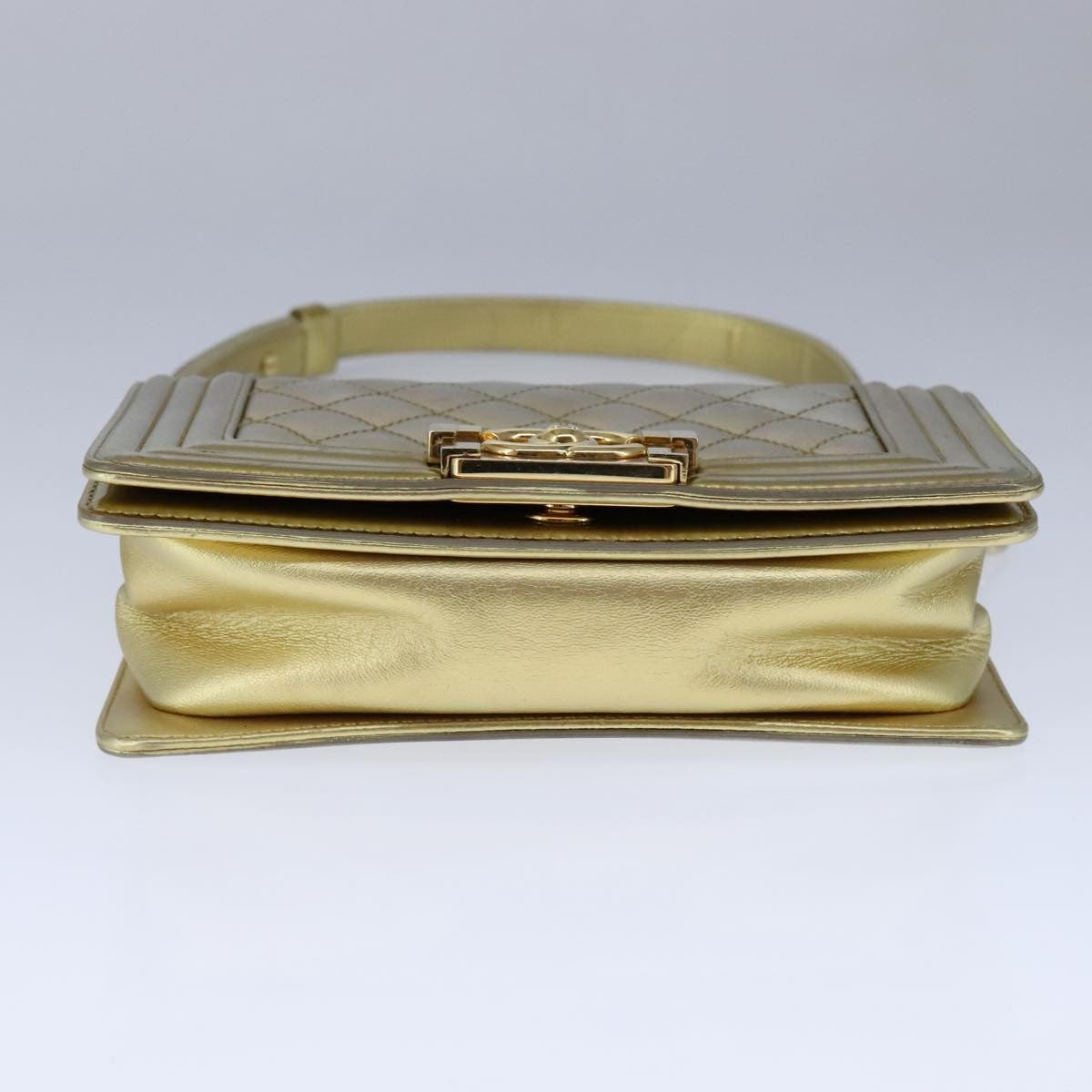 Chanel Boy Flap Quilted Patent Gold Patent_Leather Shoulder Bag Bag (Pre-Owned)