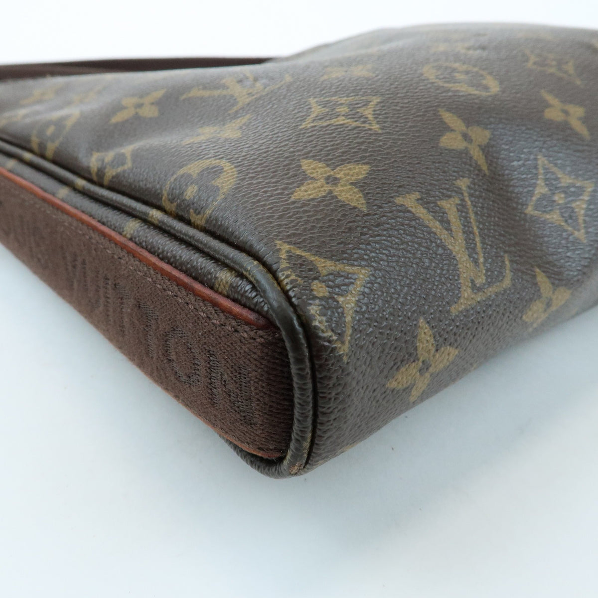 Louis Vuitton Trotteur Beaubourg Monogram Canvas Brown Canvas Handbag (Pre-Owned)