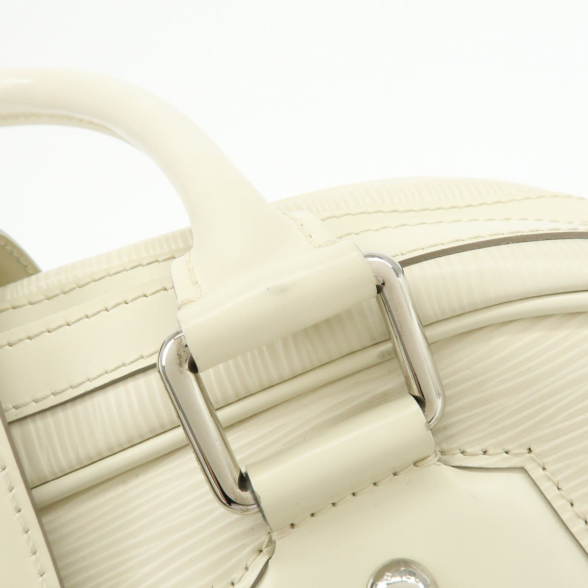 Louis Vuitton Montaigne Bowling Epi Leather White Leather Handbag (Pre-Owned)