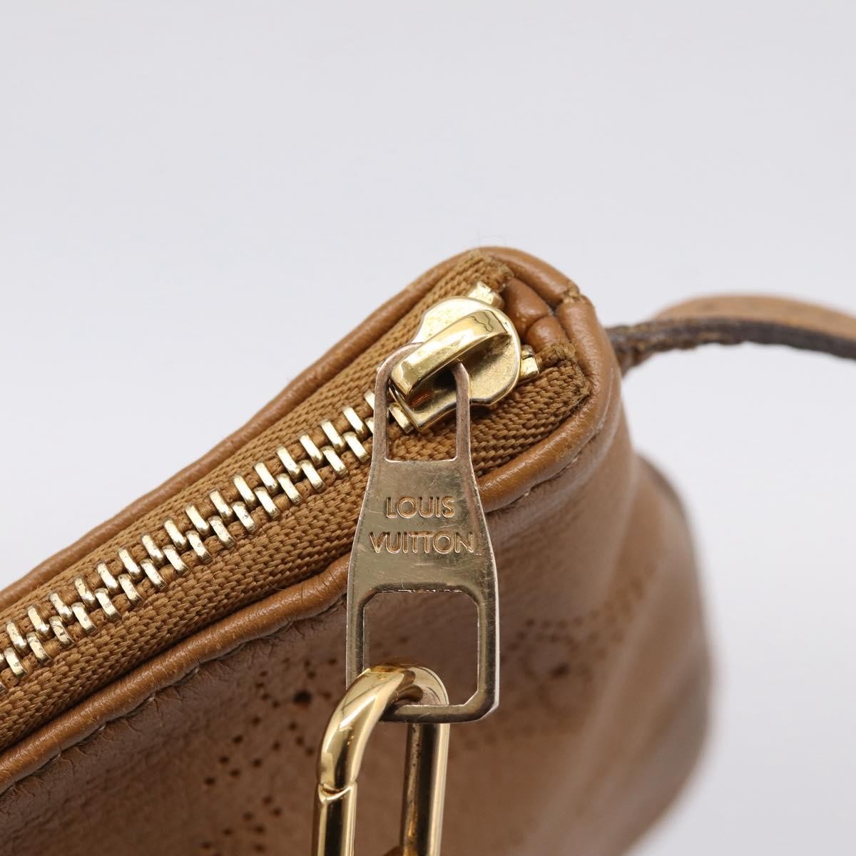 Louis Vuitton Selene Pochette Mahina Leather Camel Leather Clutche & Pouche Bag (Pre-Owned)