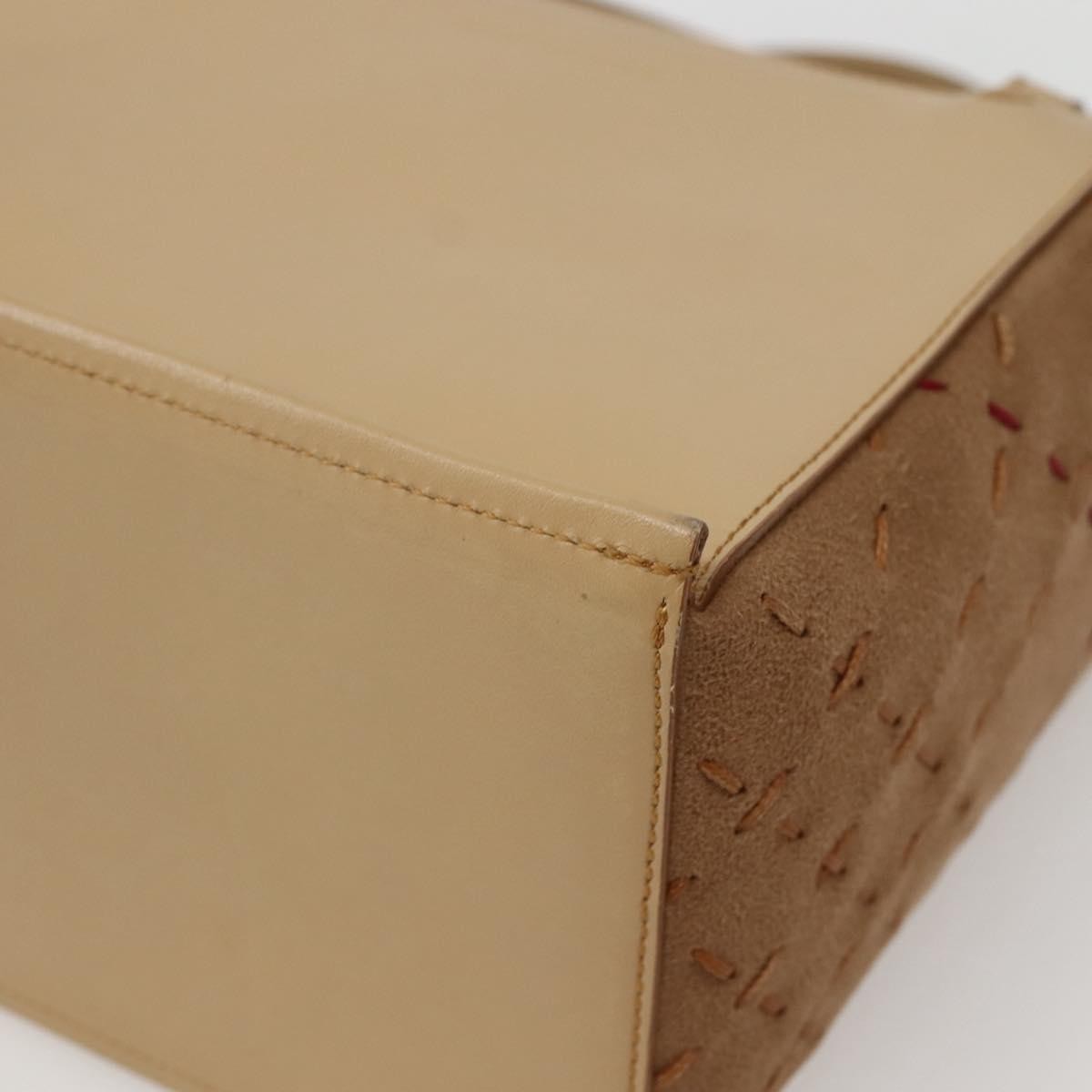 Burberry Vintage Leather Beige Leather Handbag (Pre-Owned)