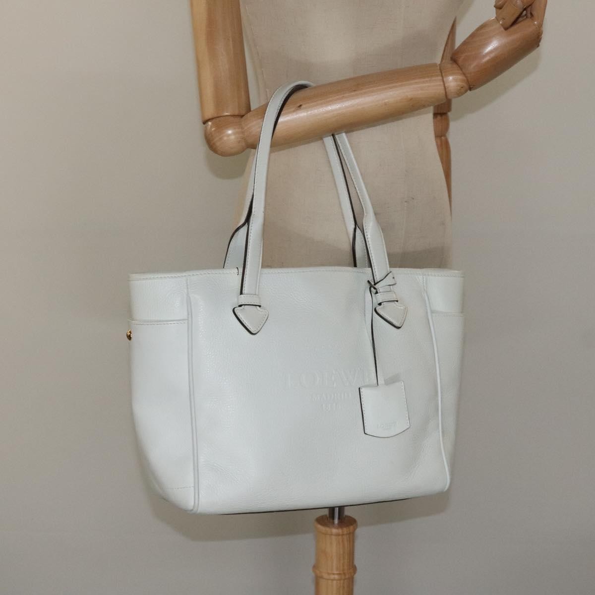 Loewe Heritage Leather White Leather Tote Bag Bag (Pre-Owned)