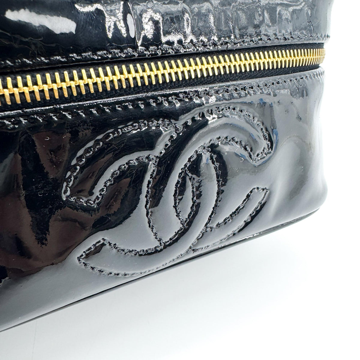 Chanel Vintage Timeless Cosmetic Case Patent Black Patent_Leather Clutche & Pouche Bag (Pre-Owned)