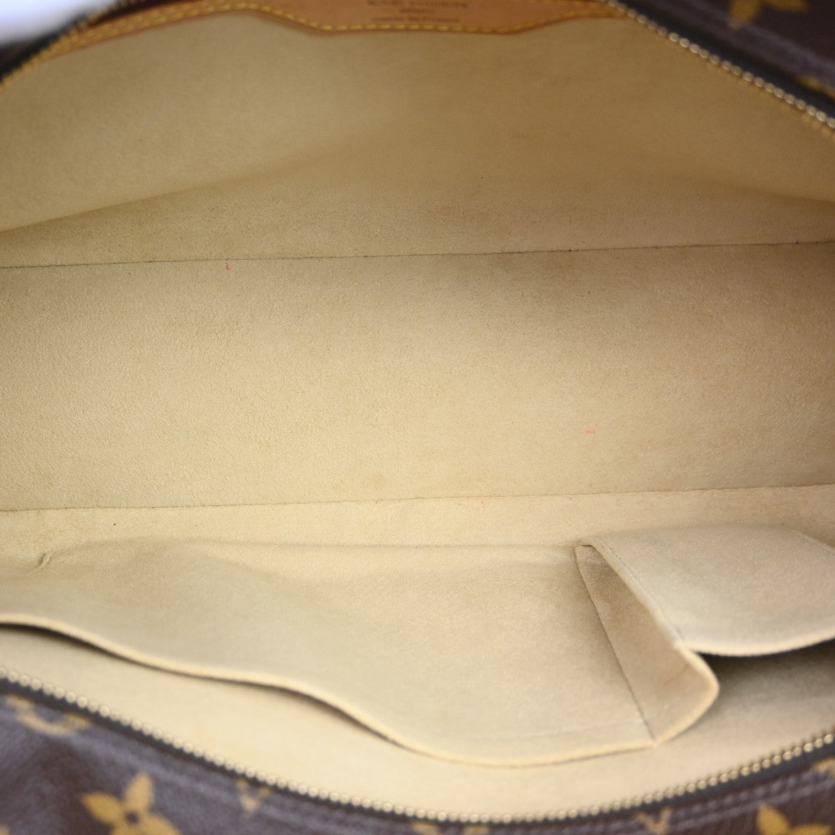 Louis Vuitton Cite Monogram Canvas Brown Canvas Handbag (Pre-Owned)