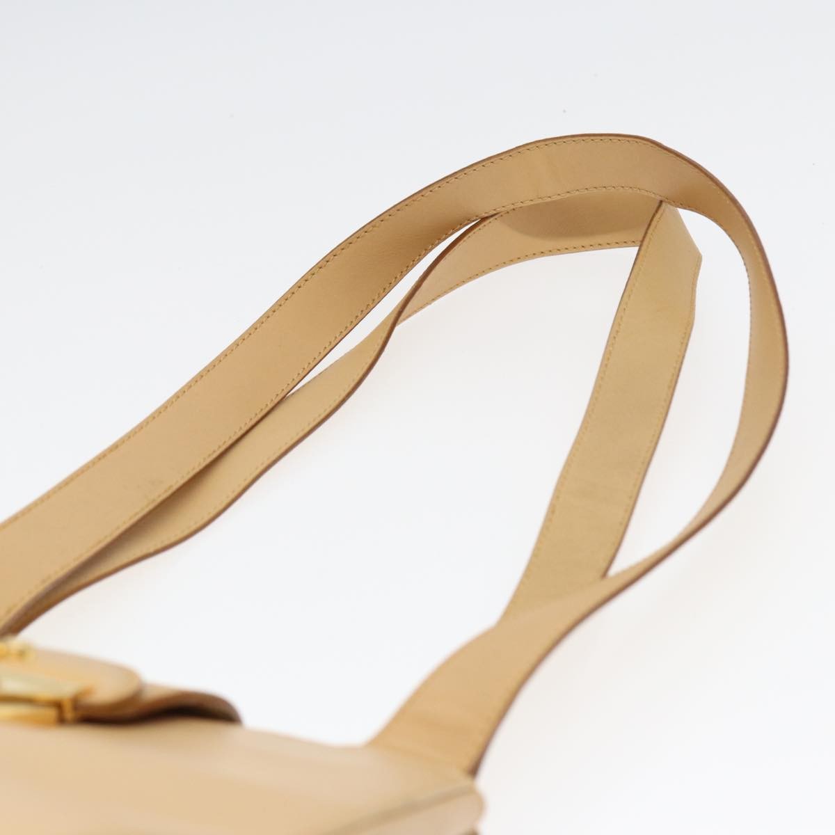 Salvatore Ferragamo Vintage Leather Beige Leather Shoulder Bag Bag (Pre-Owned)
