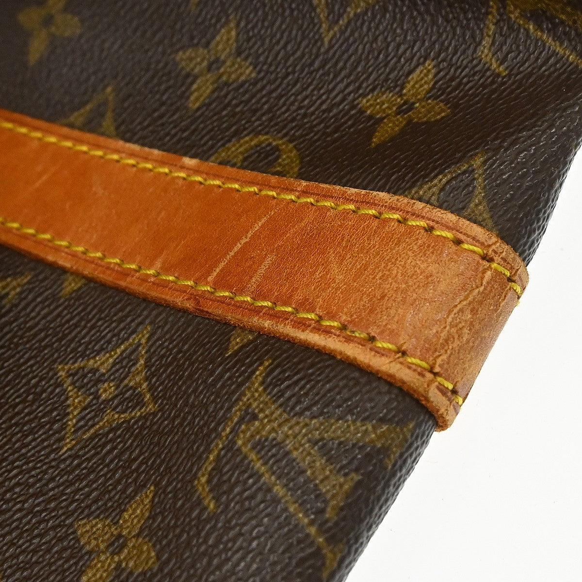 Louis Vuitton Keepall Bandoulière Monogram Brown Canvas Travel Bag Bag (Pre-Owned)