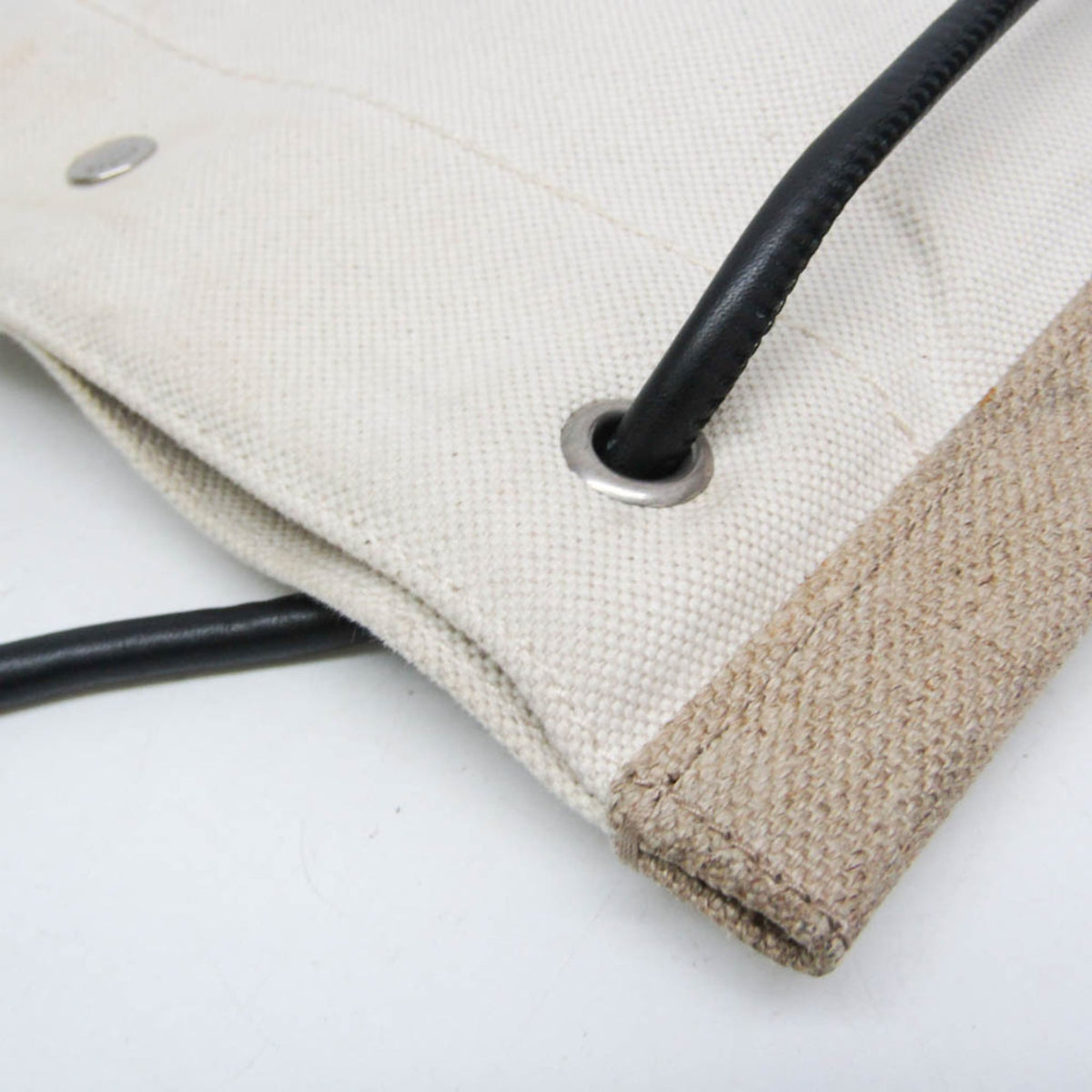 Saint Laurent Universite Flat Canvas Beige Canvas Crossbody Bag Bag (Pre-Owned)