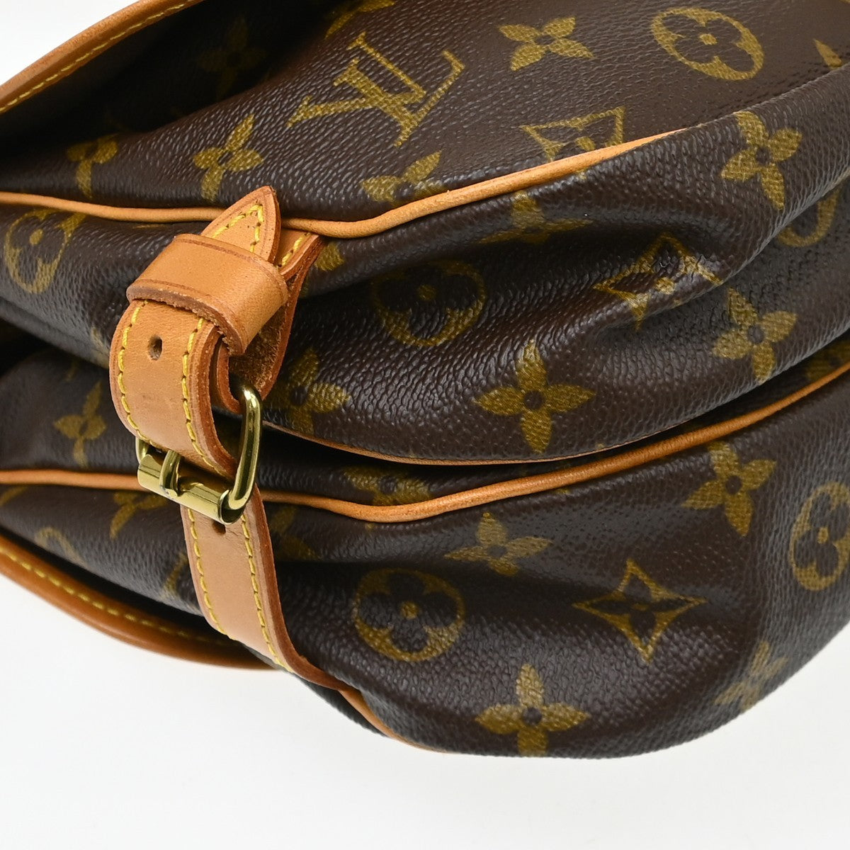 Louis Vuitton Saumur Monogram Canvas Brown Canvas Handbag (Pre-Owned)