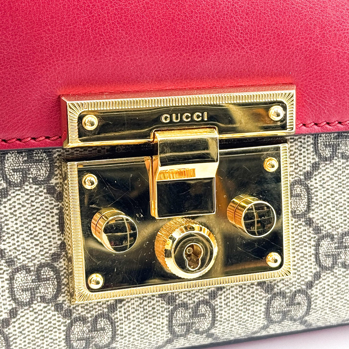 Gucci Padlock Clutch Gg Canvas And Leather Beige Canvas Clutche & Pouche Bag (Pre-Owned)
