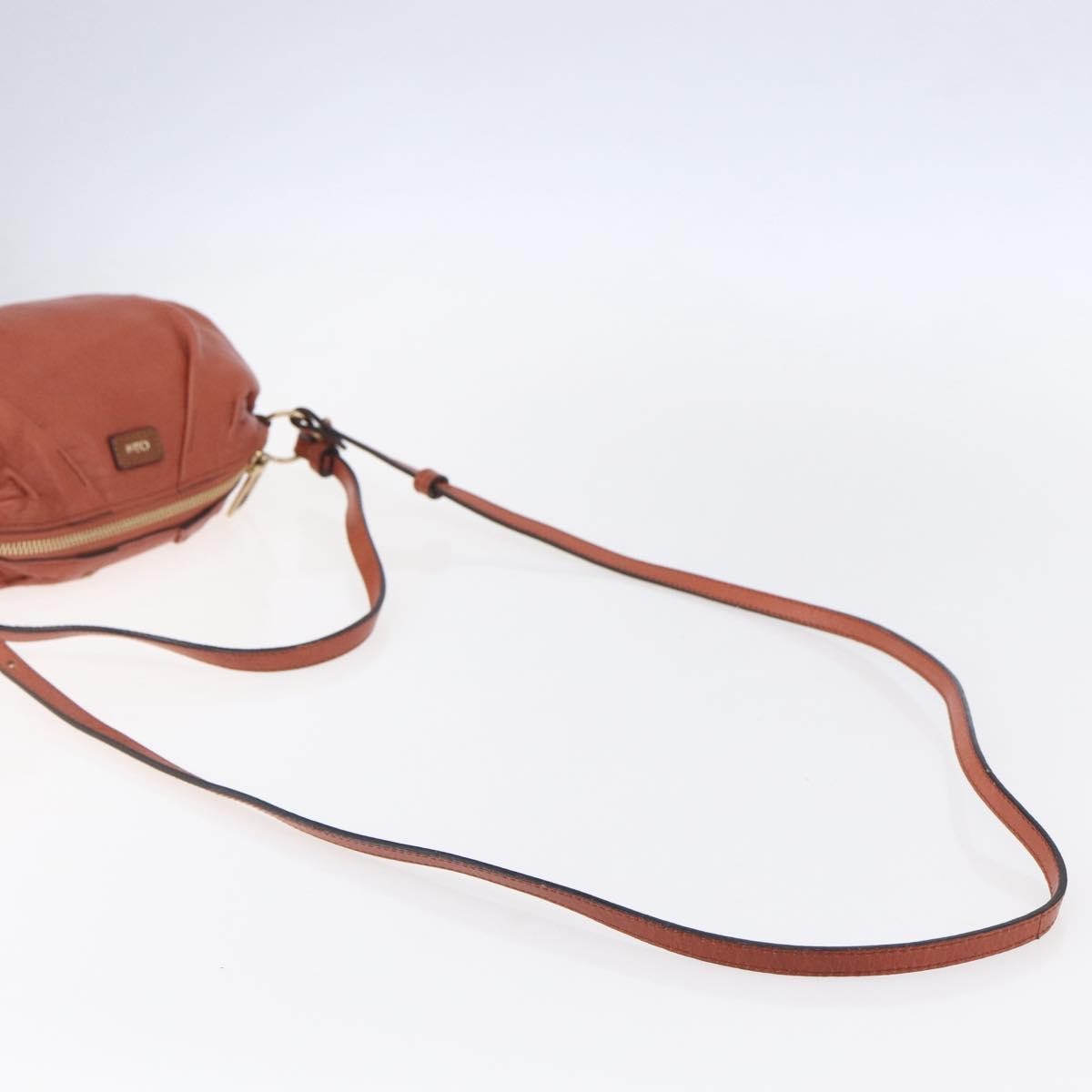 Chloe Vintage Leather Orange Leather Shoulder Bag Bag (Pre-Owned)