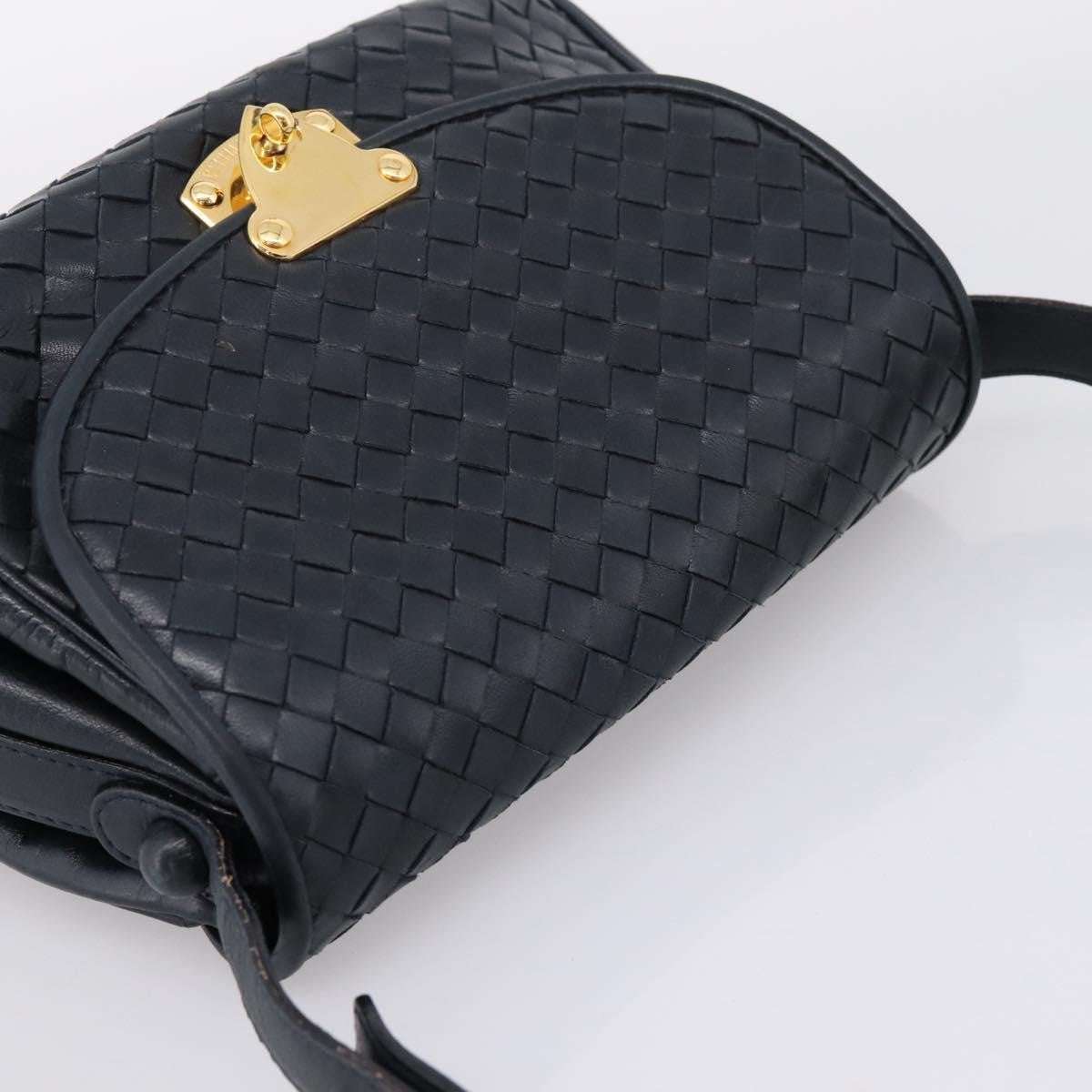 Bottega Veneta Shoulder Leather Black Leather Shoulder Bag Bag (Pre-Owned)