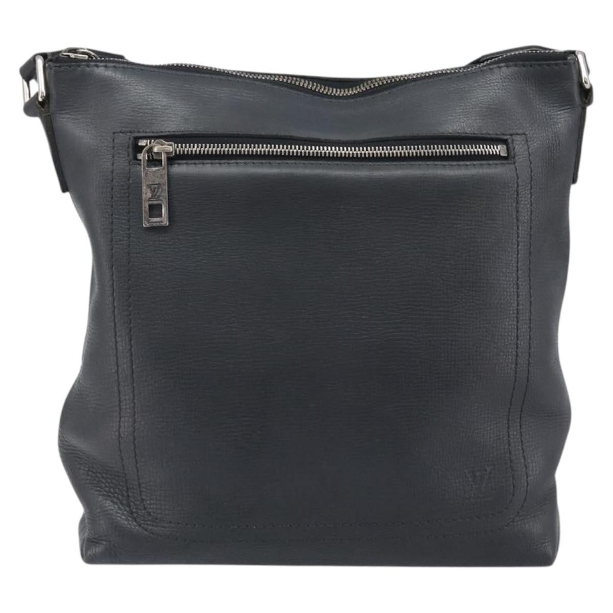 Louis Vuitton Shawnee Pochette Utah Leather Gray Leather Clutche & Pouche Bag (Pre-Owned)