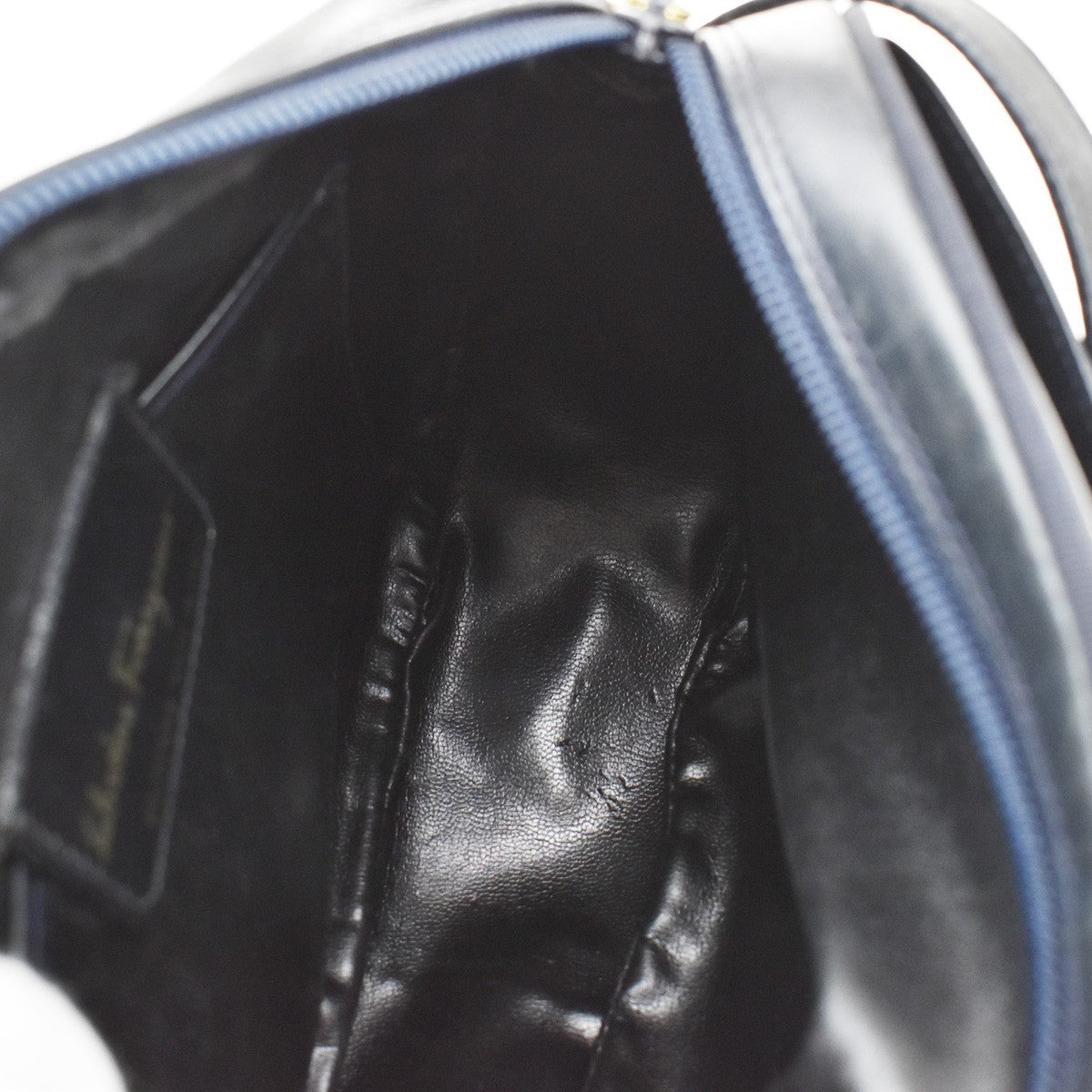Salvatore Ferragamo Vara Bow Camera Leather Navy Leather Shoulder Bag Bag (Pre-Owned)