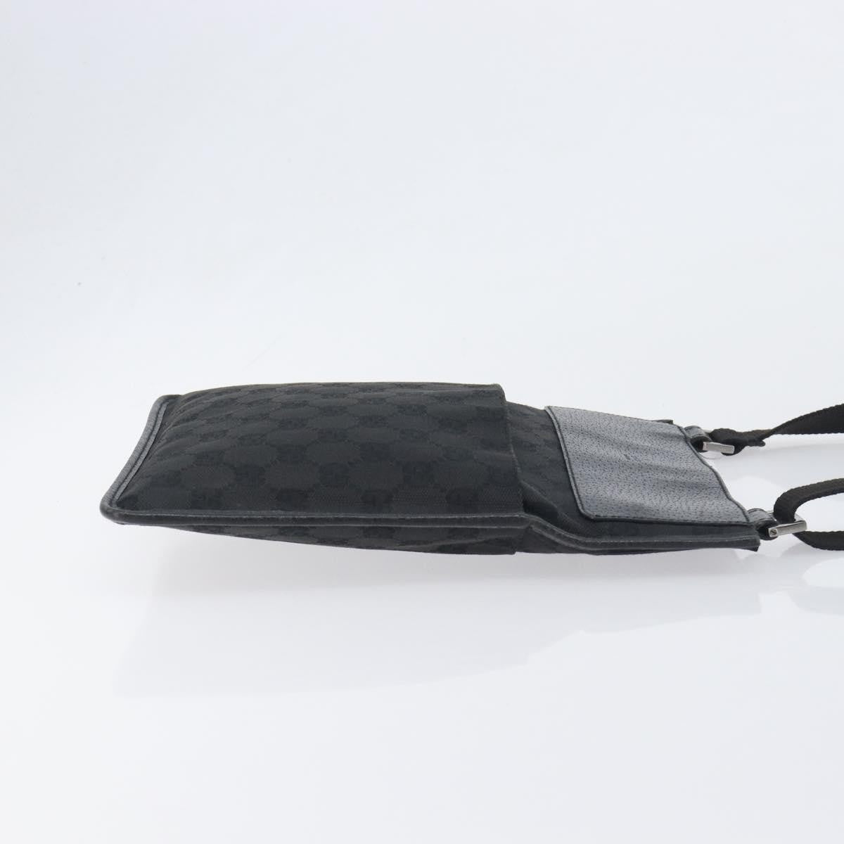 Gucci Vintage Flat Messenger Gg Canvas And Leather Black Canvas Handbag (Pre-Owned)