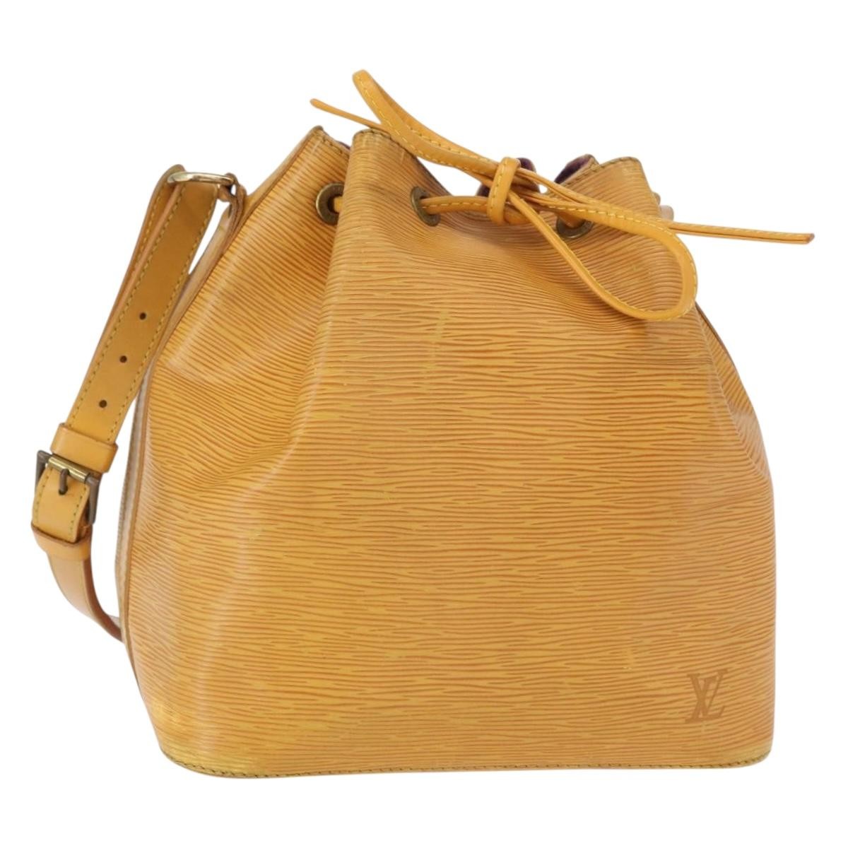 Louis Vuitton Petit Noe Epi Leather Yellow Leather Shoulder Bag Bag (Pre-Owned)