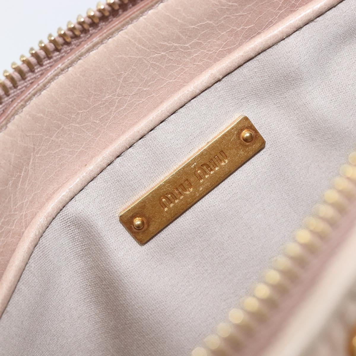 Miu Miu Zip Wristlet Matelasse Leather Beige Leather Clutche & Pouche Bag (Pre-Owned)