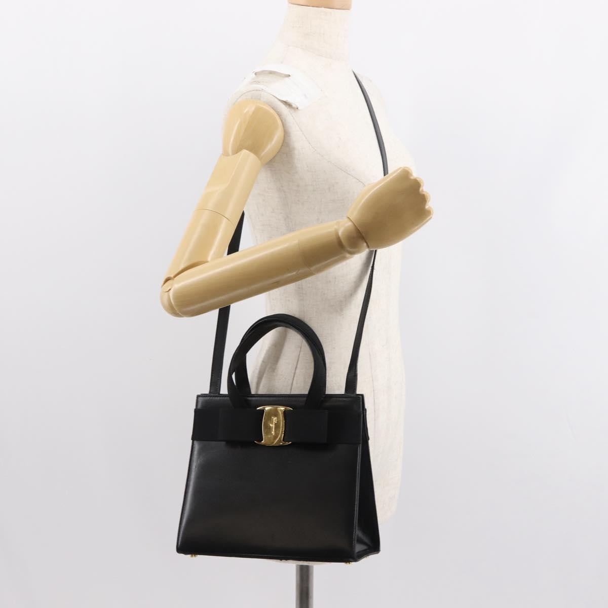 Salvatore Ferragamo Convertible Vara Bow Tote Leather Black Leather Handbag (Pre-Owned)
