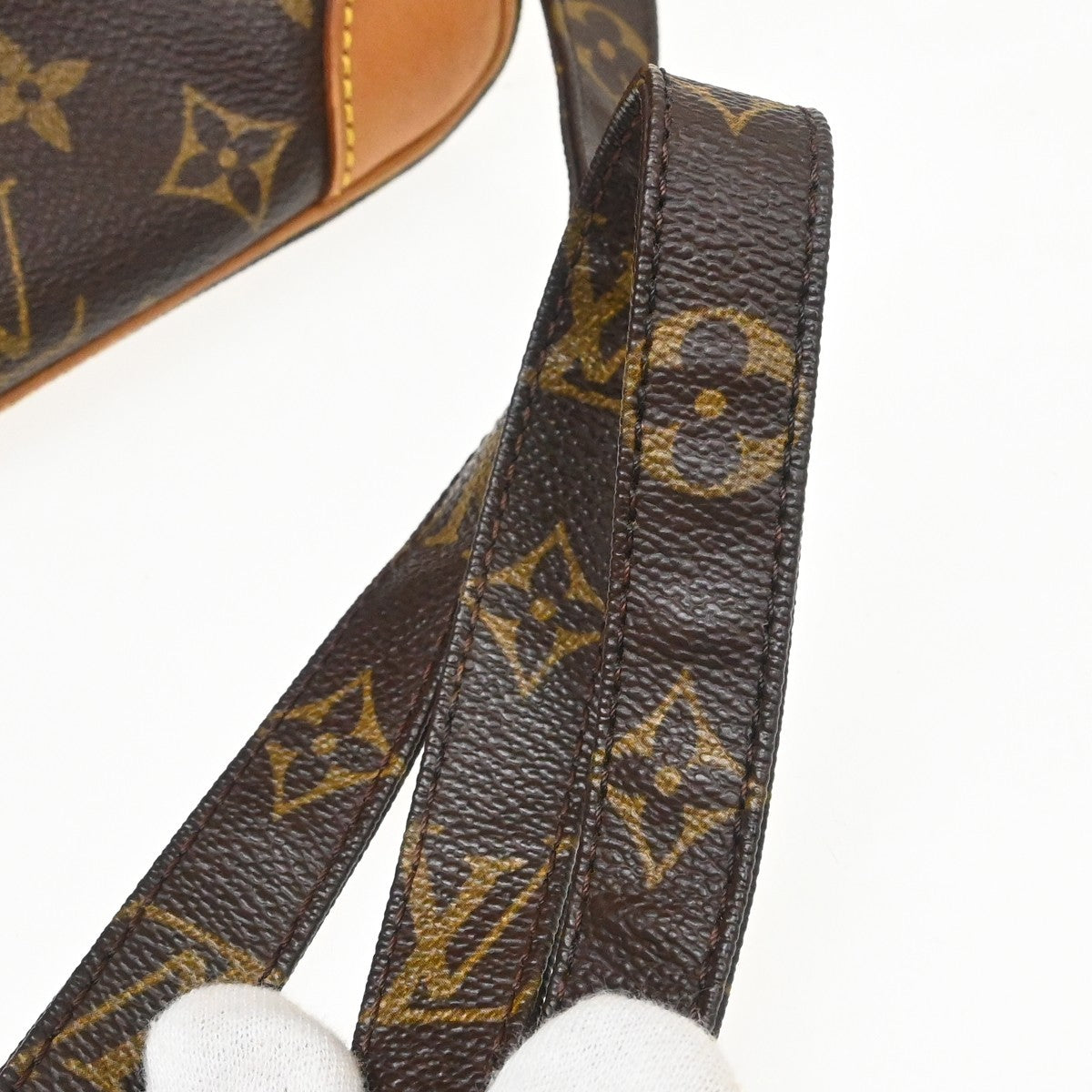 Louis Vuitton Nil Messenger Monogram Canvas Brown Canvas Shoulder Bag Bag (Pre-Owned)