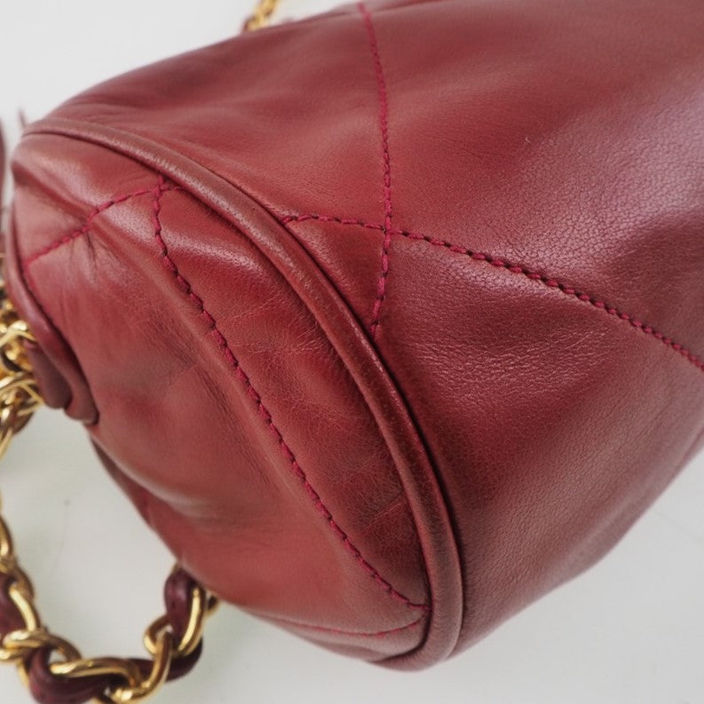 Chanel Red Leather Shoulder Bag (Pre-Owned)