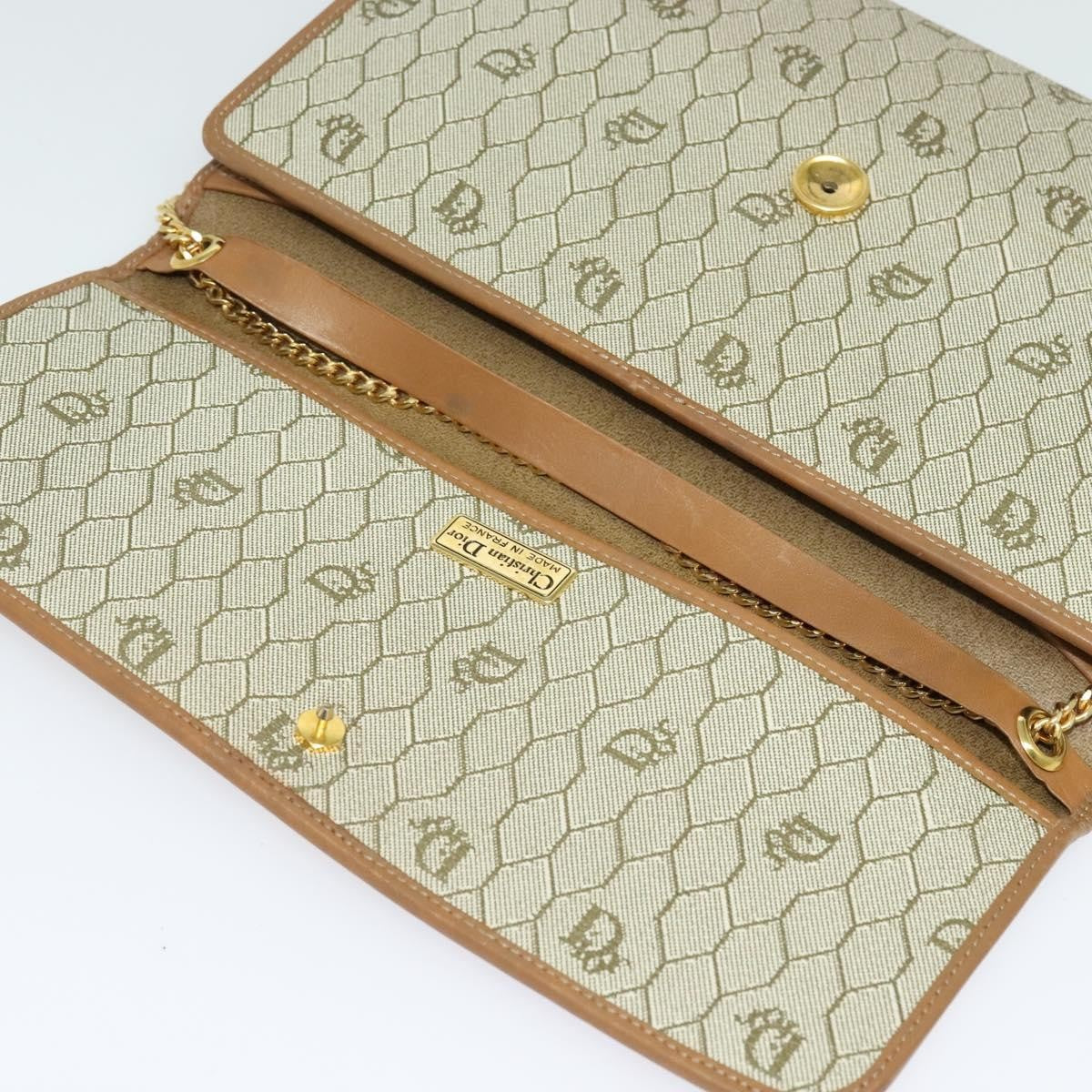Christian Dior Vintage Honeycomb Chain Canvas Beige Canvas Bag (Pre-Owned)