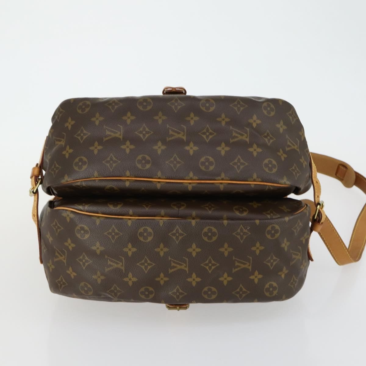 Louis Vuitton Saumur Monogram Canvas Brown Canvas Shoulder Bag Bag (Pre-Owned)
