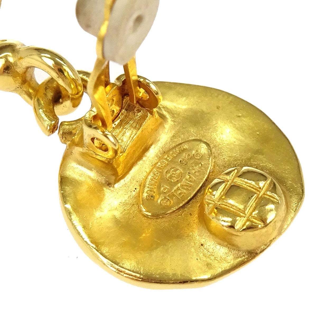 Chanel Cc Rhombus Clip-On Metal Gold Gold_Plated Earrings Jewelry (Pre-Owned)