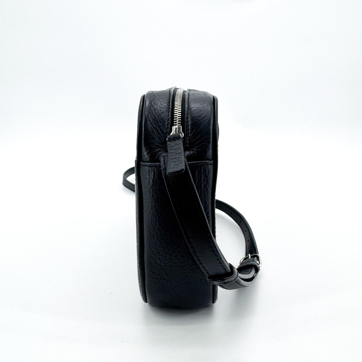 Balenciaga Everyday Camera Leather Black Leather Handbag (Pre-Owned)