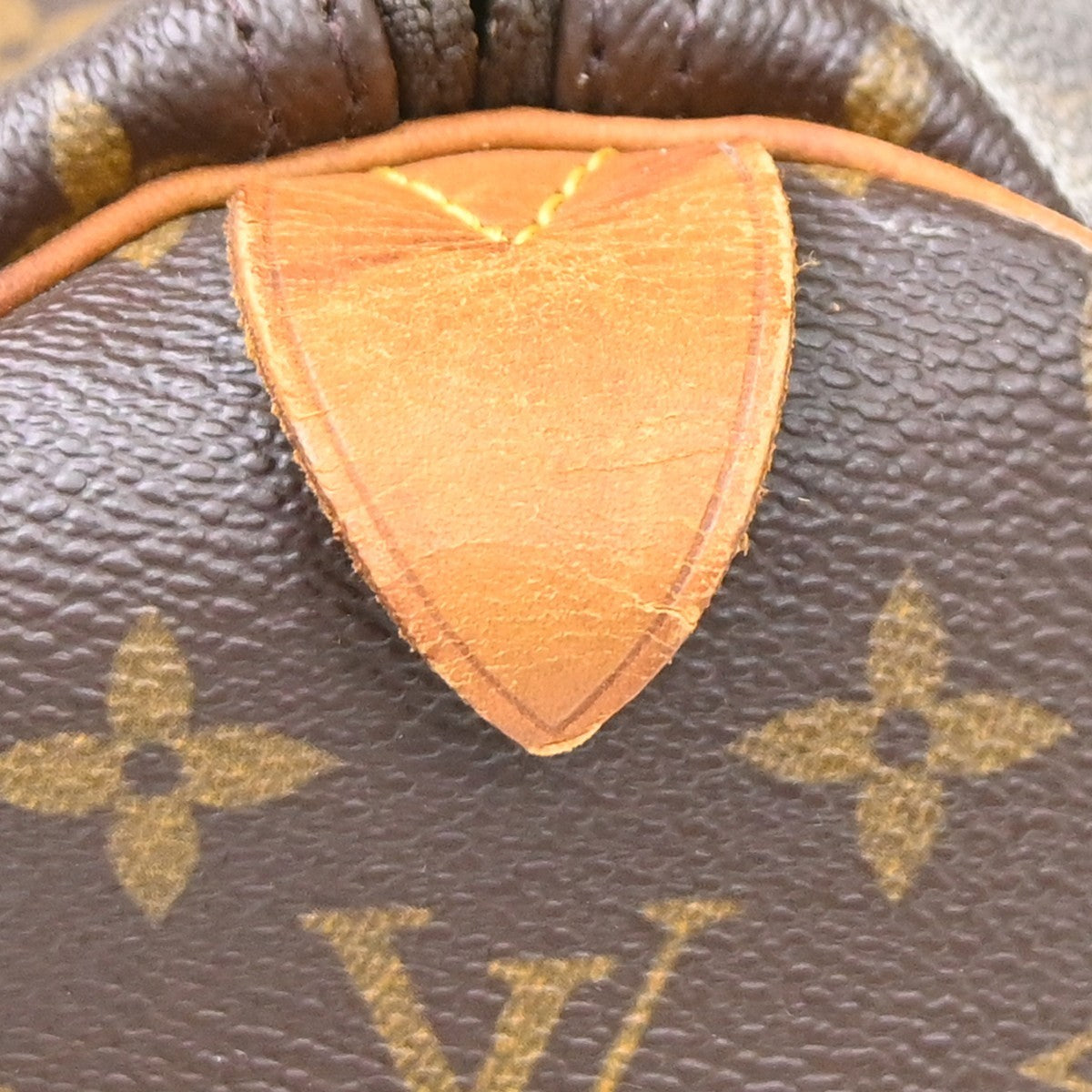 Louis Vuitton Keepall Monogram Canvas Brown Canvas Travel Bag Bag (Pre-Owned)