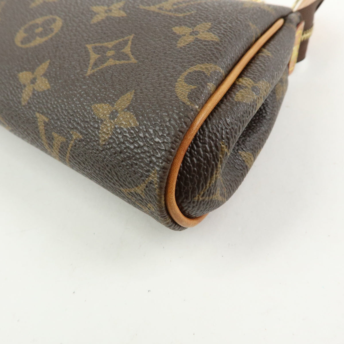 Louis Vuitton Eva Monogram Canvas Brown Canvas Handbag (Pre-Owned)