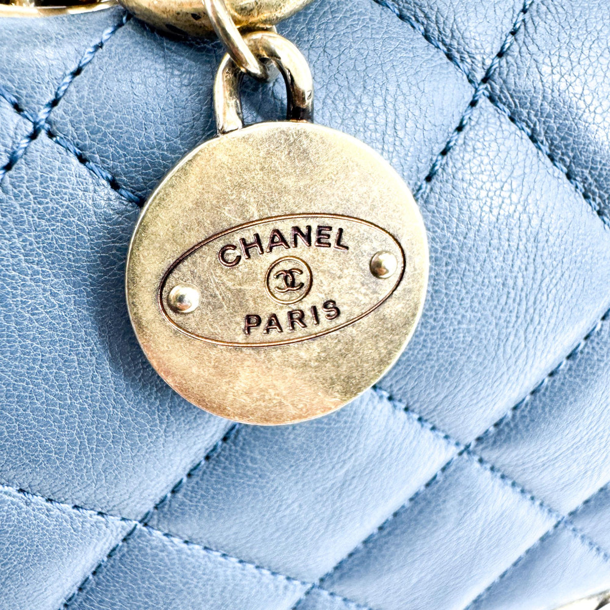 Chanel Cc Crown Flap Quilted Leather Blue Leather Shoulder Bag Bag (Pre-Owned)