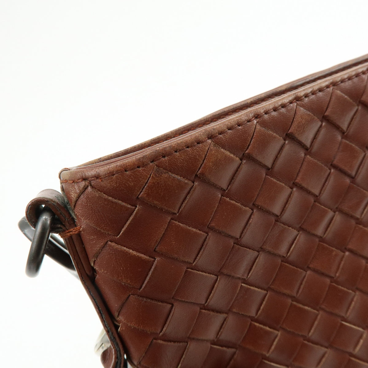 Bottega Veneta Flat Messenger Intrecciato Nappa Brown Leather Handbag (Pre-Owned)