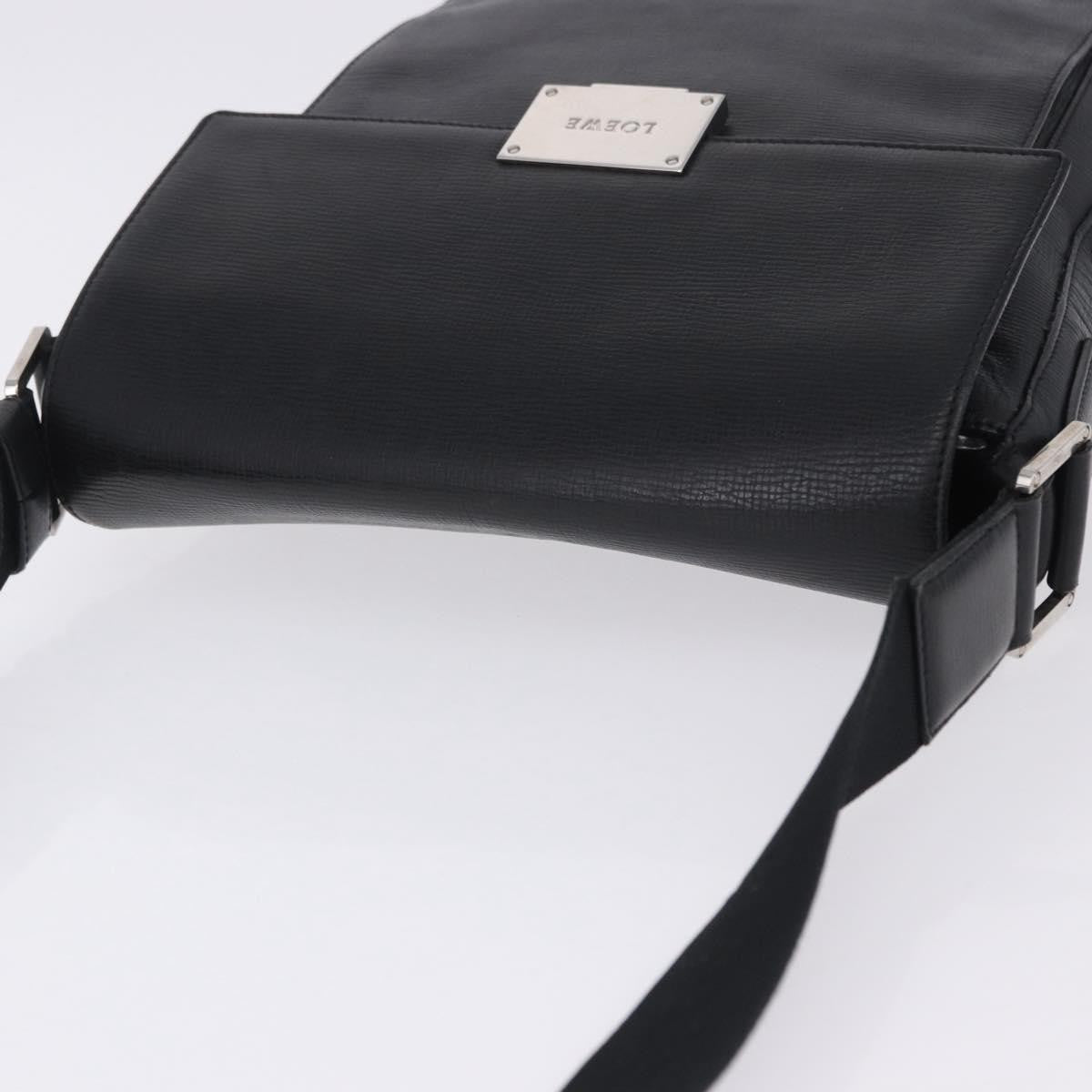 Loewe Shoulder Bag Leather Black Leather Shoulder Bag Bag (Pre-Owned)