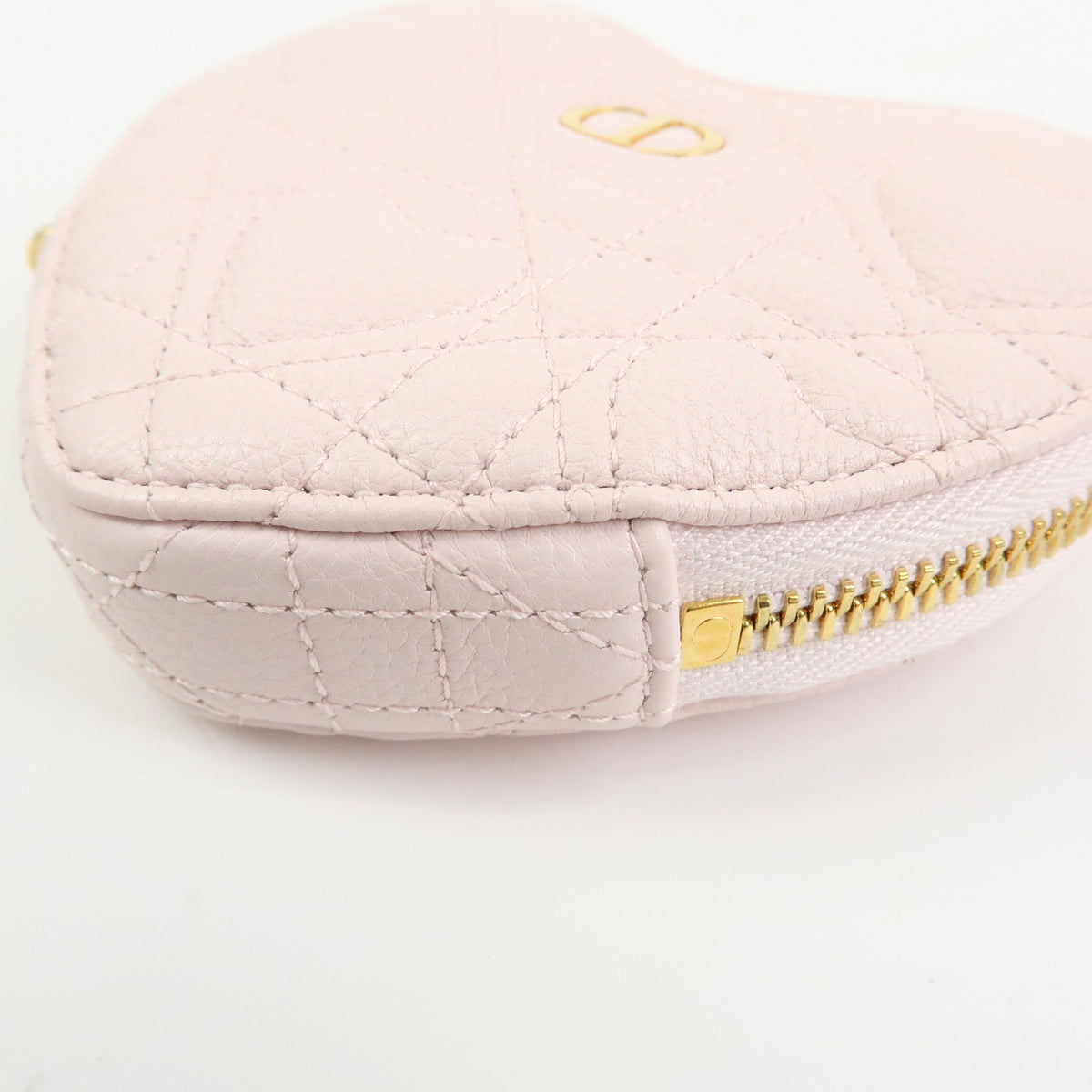 Christian Dior Dioramour Caro Heart Pouch With Chain Cannage Quilt Calfskin Pink Leather Clutche & Pouche Bag (Pre-Owned)