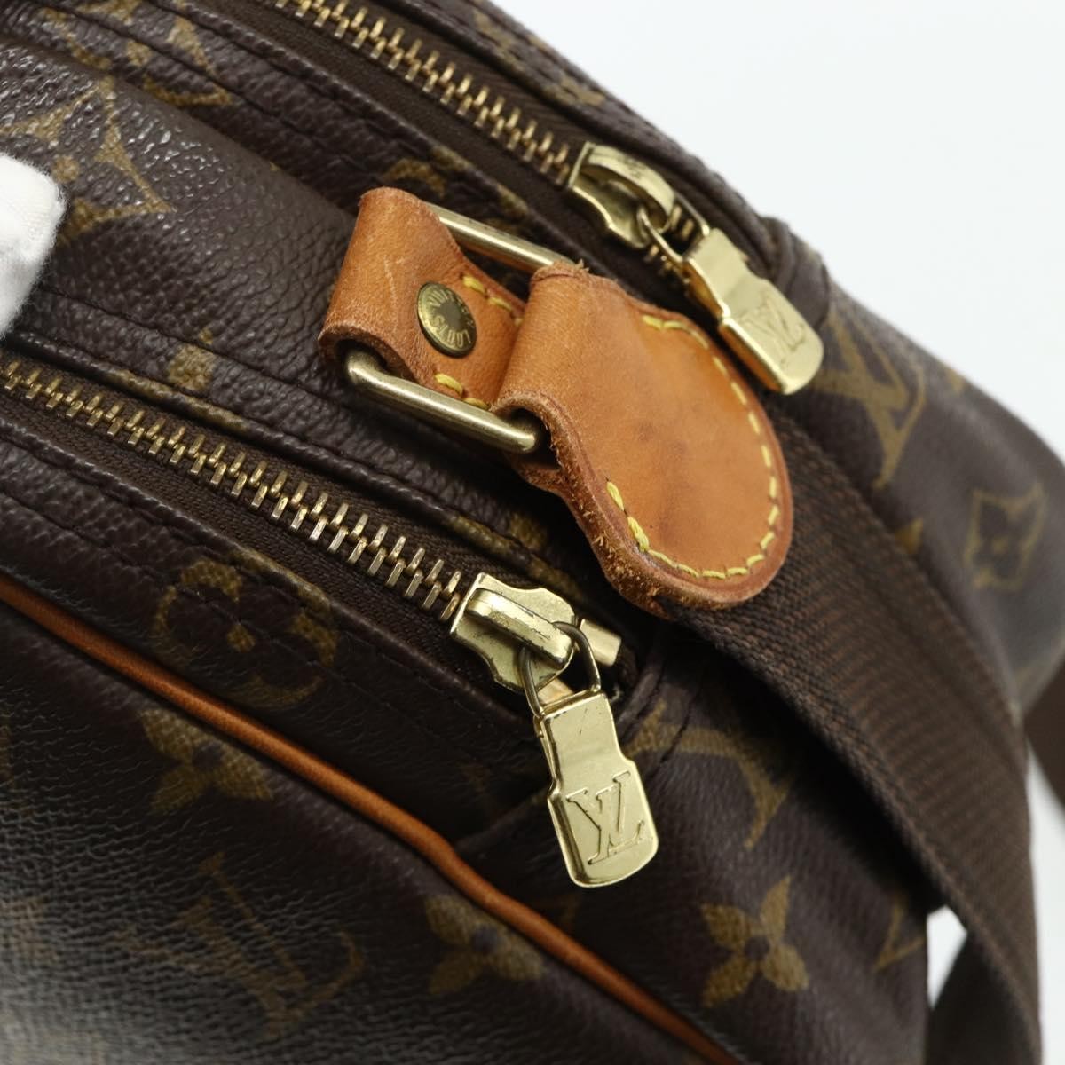 Louis Vuitton Reporter Monogram Canvas Brown Canvas Handbag (Pre-Owned)