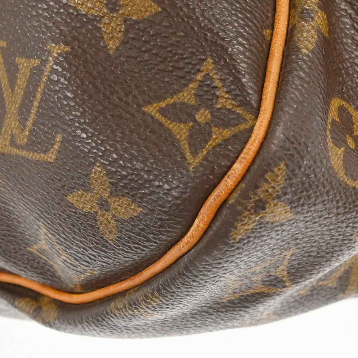 Louis Vuitton Saumur Monogram Canvas Brown Canvas Shoulder Bag Bag (Pre-Owned)