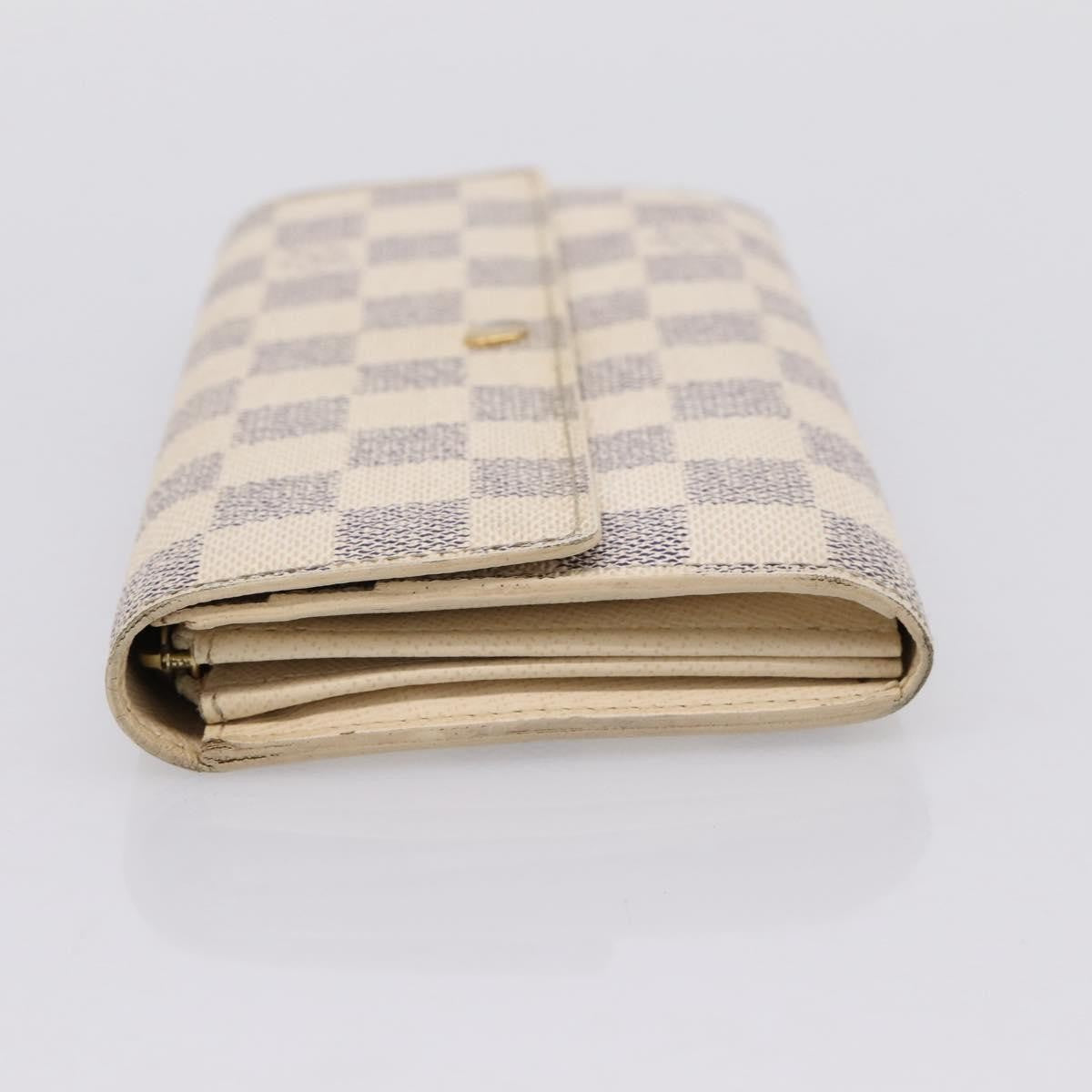 Louis Vuitton Sarah Damier White Canvas Wallets Accessory (Pre-Owned)