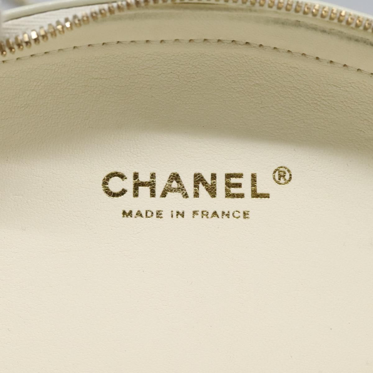 Chanel La Pausa Evening Chevron Lambskin With Applique White Leather Shoulder Bag Bag (Pre-Owned)